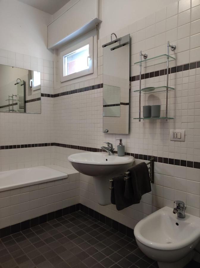 Apartamento Qu4Ttro Riva del Garda Exterior foto